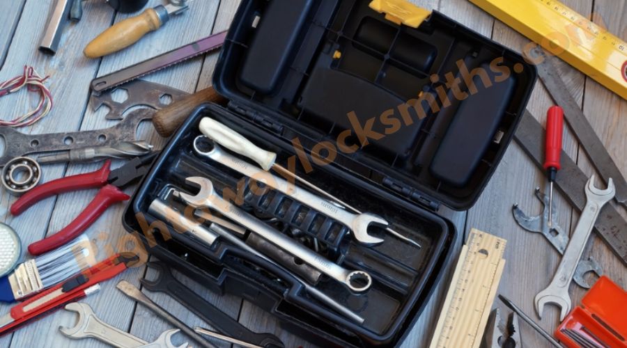 Modern Techniques and Tools for Lock Picking