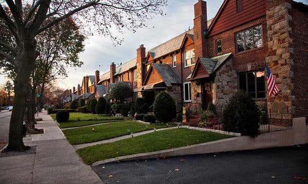 Glendale Queens Houses