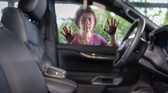 Keys visible through car window